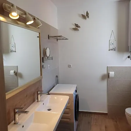 Emma Apartment